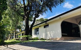 Hotel Mango Airport